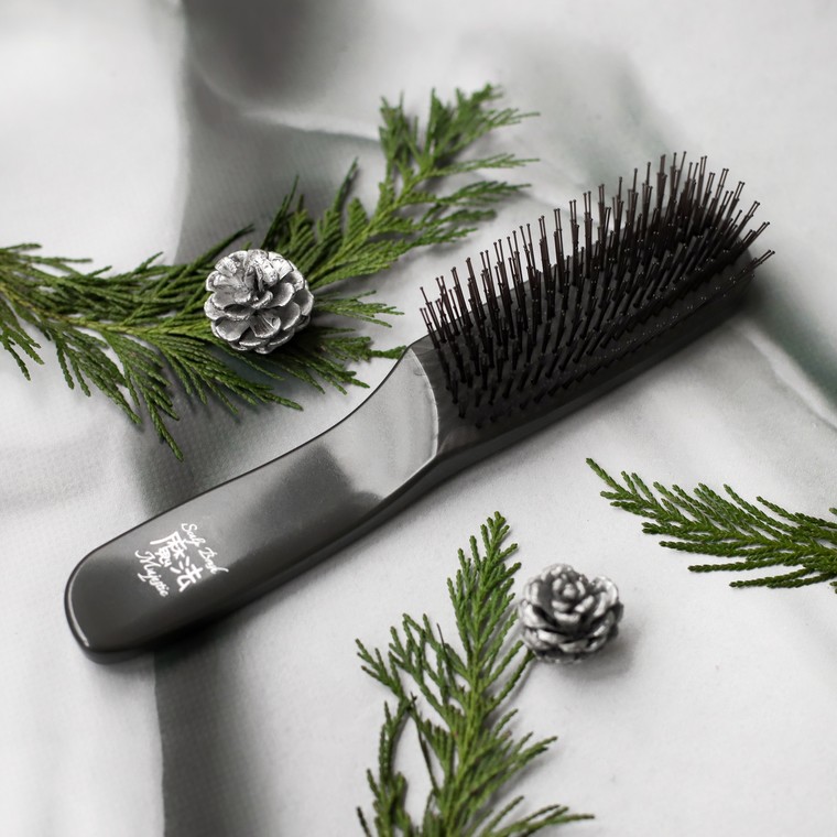 Расчёска Majestic Graphite универсальная для всех типов волос