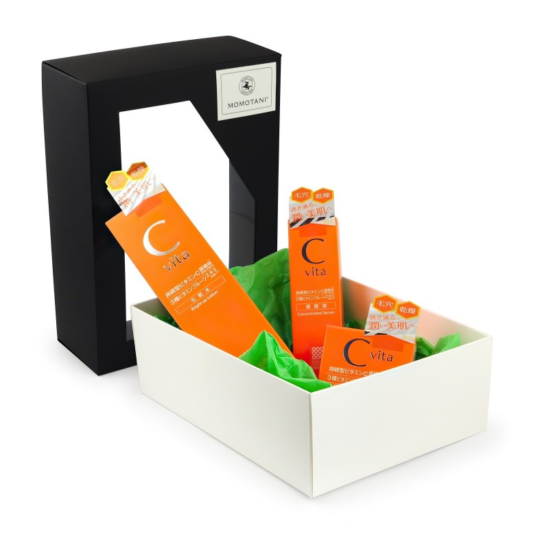 Подарочный набор "АНТИОКСИДАНТНЫЙ ИНТЕНСИВНЫЙ УХОД С ВИТАМИНОМ С": Лосьон + Концентрированная сыворотка + Смягчающий крем / MEISHOKU Vitamin C