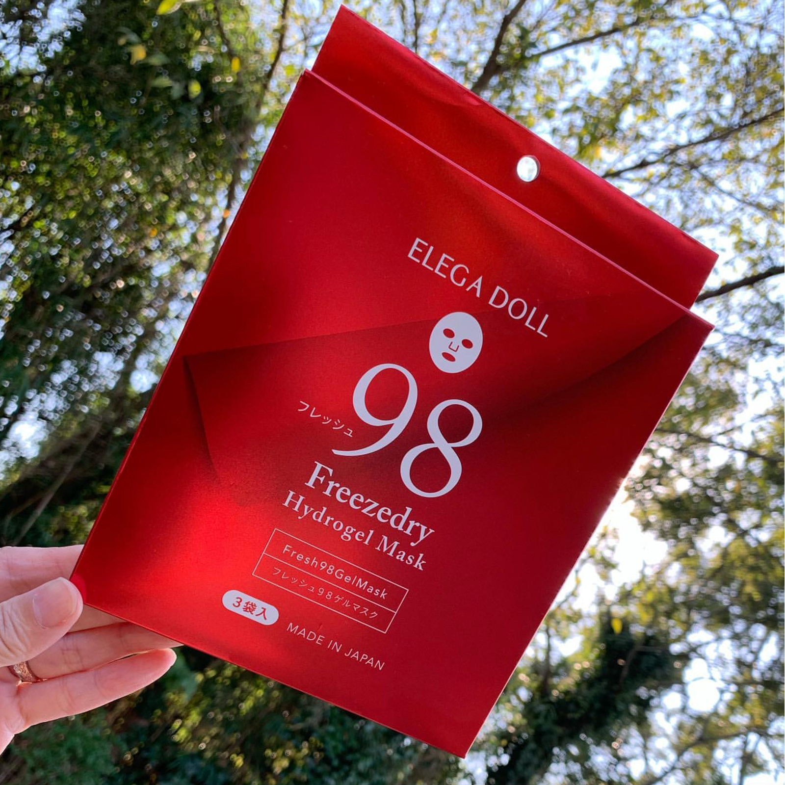 ГИДРОГЕЛЕВАЯ МАСКА ДЛЯ ЛИЦА С ФУЛЛЕРЕНОМ ЭЛЕГА ДОЛЛ ФРЕШ 98, ELEGA DOLL FRESH 98 HYDROGEL MASK.