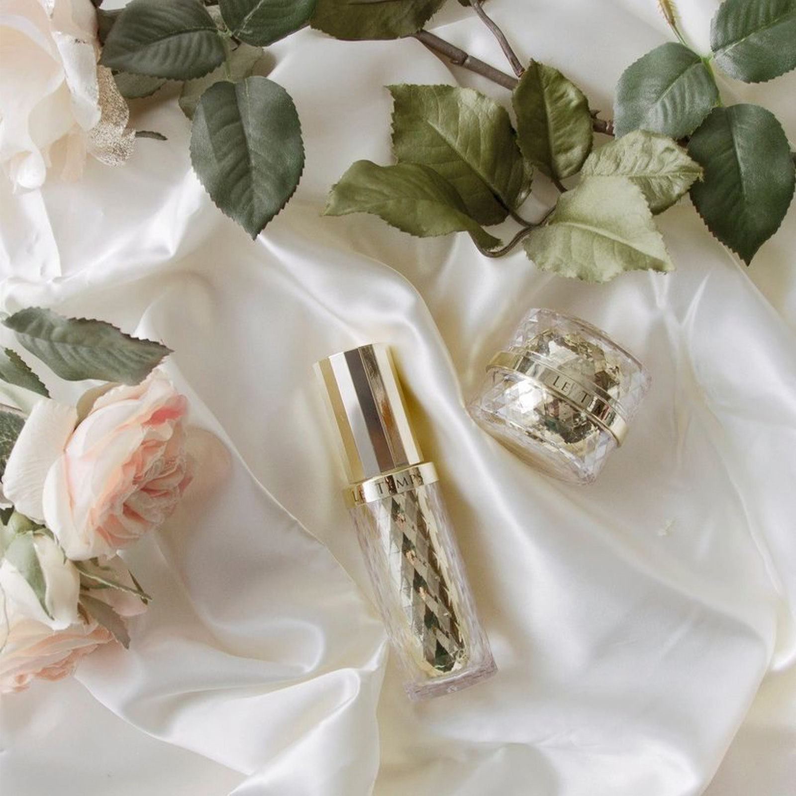 Увлажняющая сыворотка для лица Шансон Косметикс Лё Там, Chanson Cosmetics Le Temps Serum.