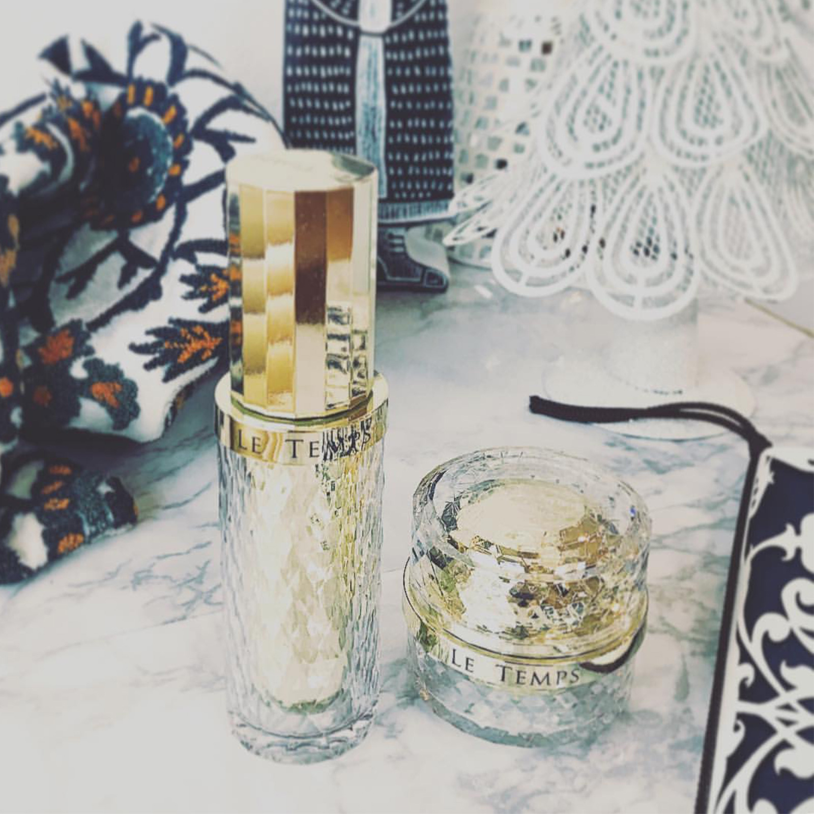 Увлажняющая сыворотка для лица Шансон Косметикс Лё Там, Chanson Cosmetics Le Temps Serum.