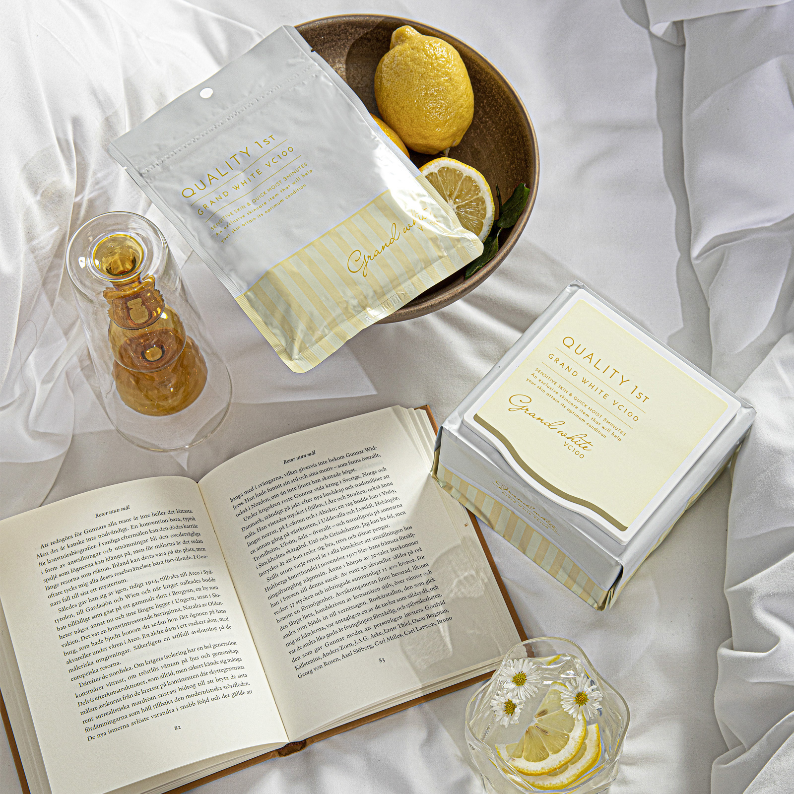 Тканевая отбеливающая экспресс-маска для лица с витамином С Кволити Фест Гранд Вайт ВиСи100, выравнивающая цвет кожи, Quality First Grand White VC100.