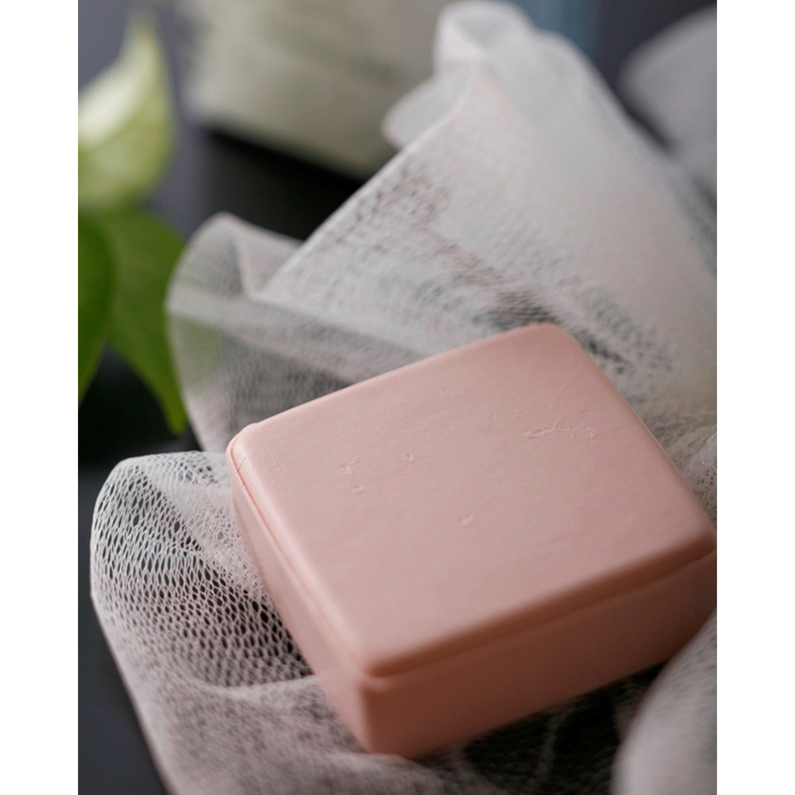 Очищающее мыло для лица на основе термальной воды Химэ Лабо, Hime Labo Washing Soap.