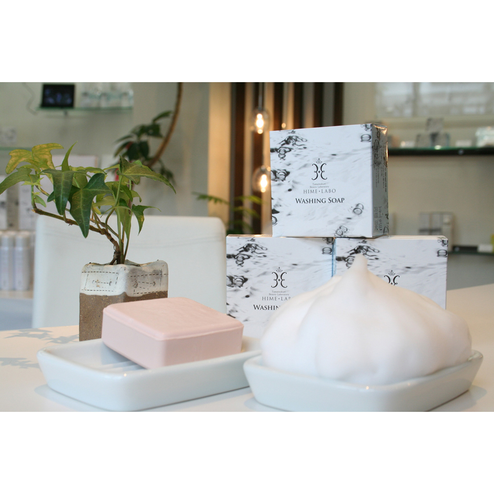 Очищающее мыло для лица на основе термальной воды Химэ Лабо, Hime Labo Washing Soap.