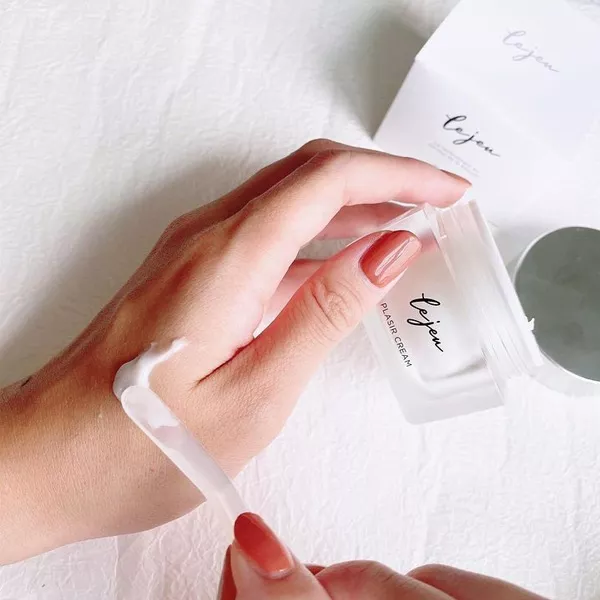 Увлажняющий крем для лица Лежу, Lejeu Plasir Cream.